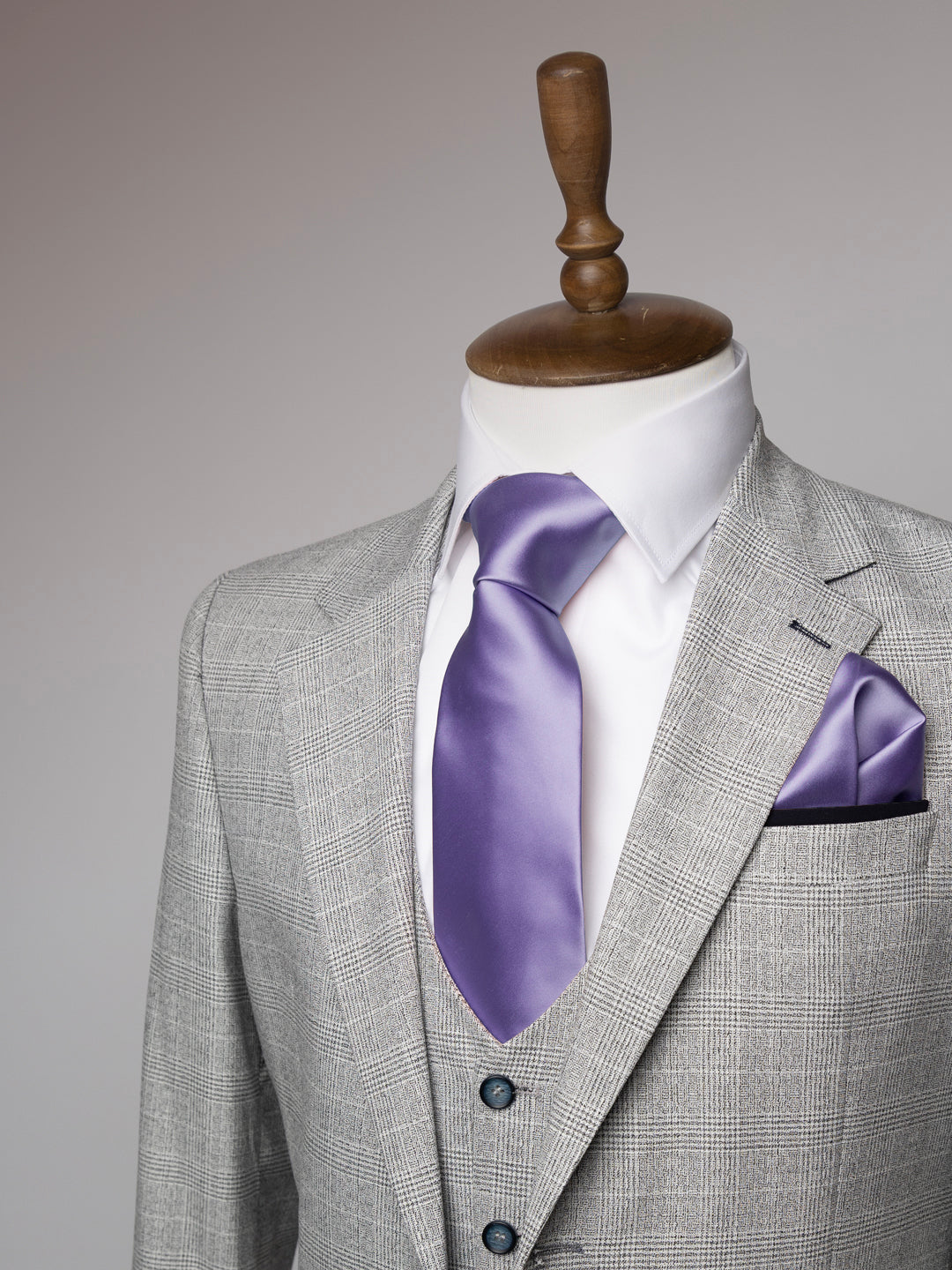 Dark Lavender tie and matching pocket square