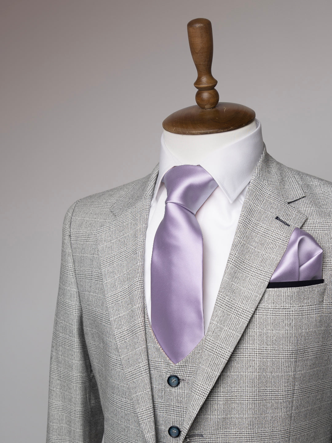Lavender tie and matching pocket square